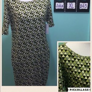 LuLaRoe Julia Dress